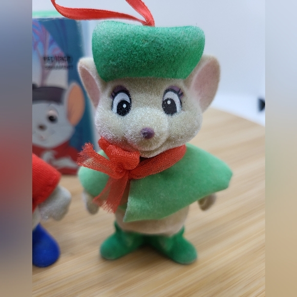 Disney Bernard and Bianca Rescuers Down Under McDonalds Flocked Ornaments - Picture 3 of 10